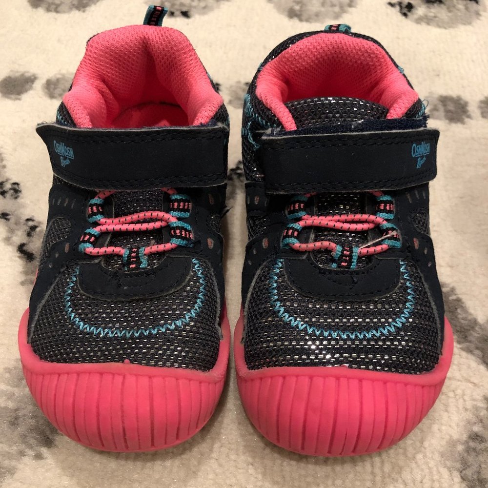 OshKosh B'gosh Sparkle Sneakers